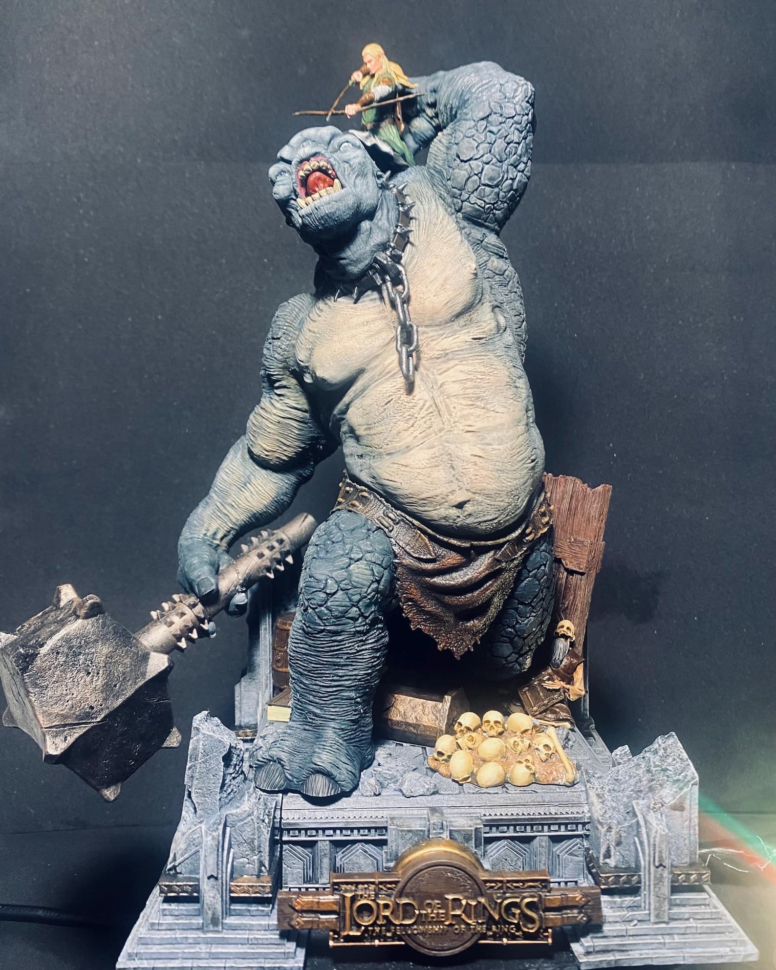 Figura Troll de las Cavernas de Moria y Legolas